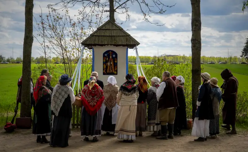 /20260517_rm_historie_majov%C3%BDch_poboznosti/featured-image2.webp